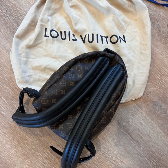 LOUIS VUITTON Palm Springs monogram canvas MM - Picture 11 of 16